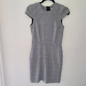 H & M gray sleeveless midi dress